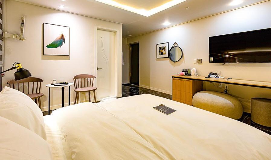 Hash Hotel Suwon Eksteriør billede