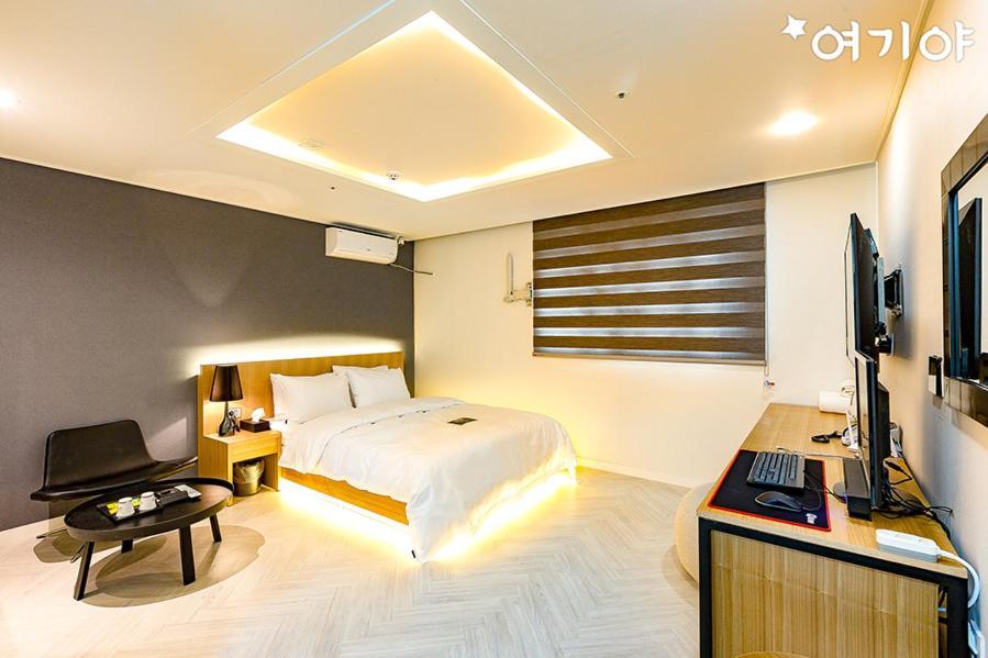 Hash Hotel Suwon Eksteriør billede